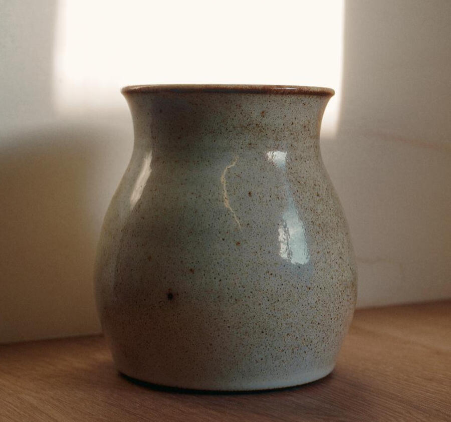 Medium Vase - &#39;Ivory&#39;